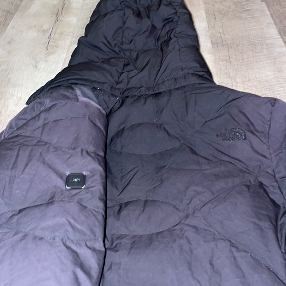 North face parka jacket - Picture 7 of 8